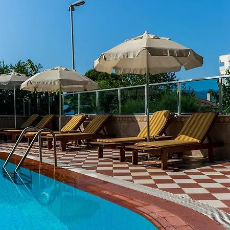 Ketenci Center Ξενοδοχείο 4*