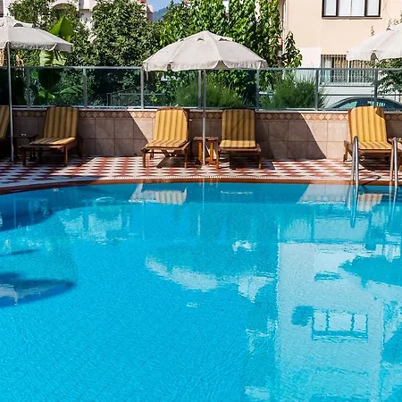 Ketenci Center 4* Μαρμαρίς